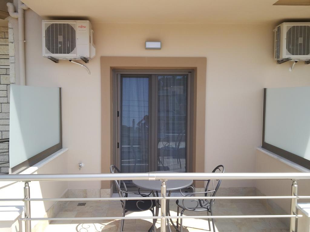 Aktaia Boutique Hotel Ammoudia Oda fotoğraf